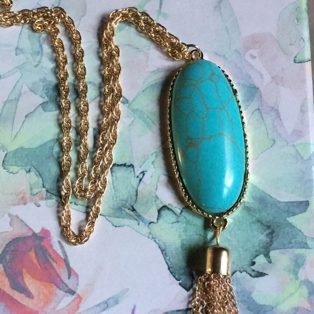 New! Howlite Tassel Necklace - Picture 2 of 4